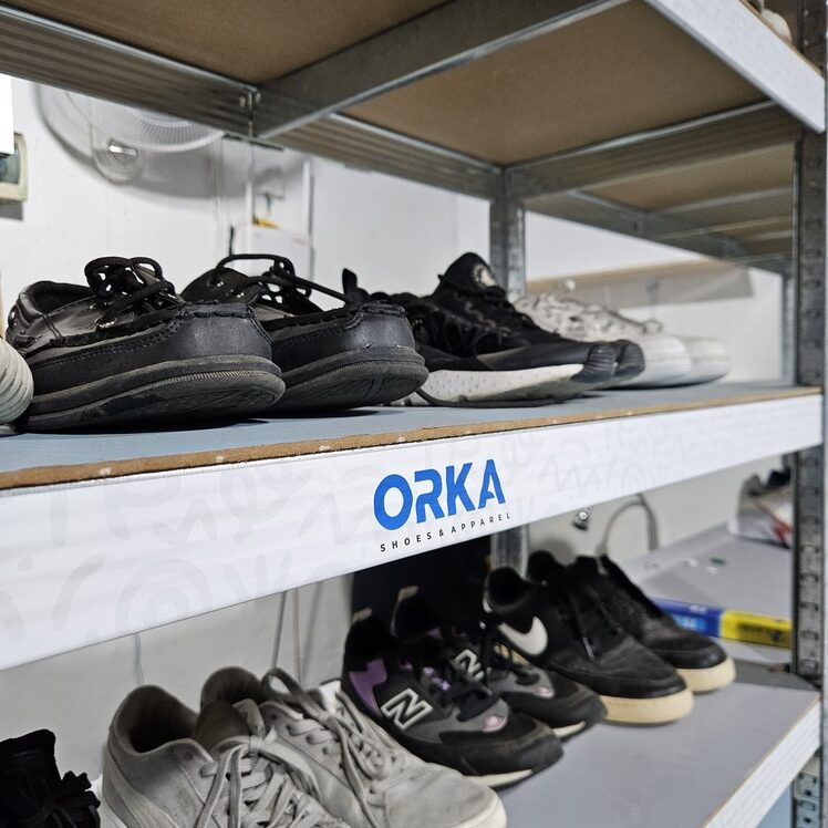 cuci sepatu mojokerto